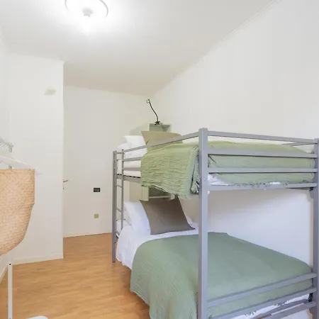 Besana 9 On The - Private Garden & Parking By Rent