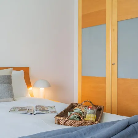 Apartment Besana 9 On The - Private Garden & Parking By Rent Moltrasio