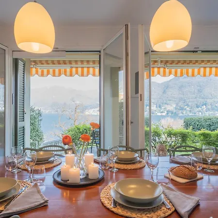 Lägenhet Besana 9 On The - Private Garden & Parking By Rent *