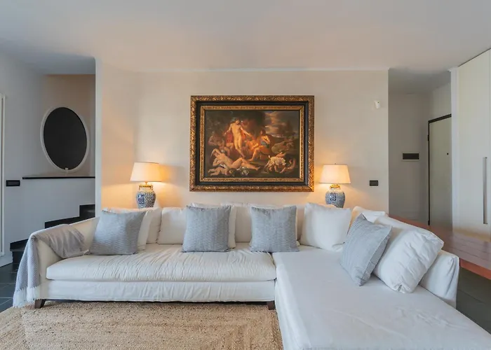 Besana 9 On The - Private Garden & Parking By Rent * מולטראזיו